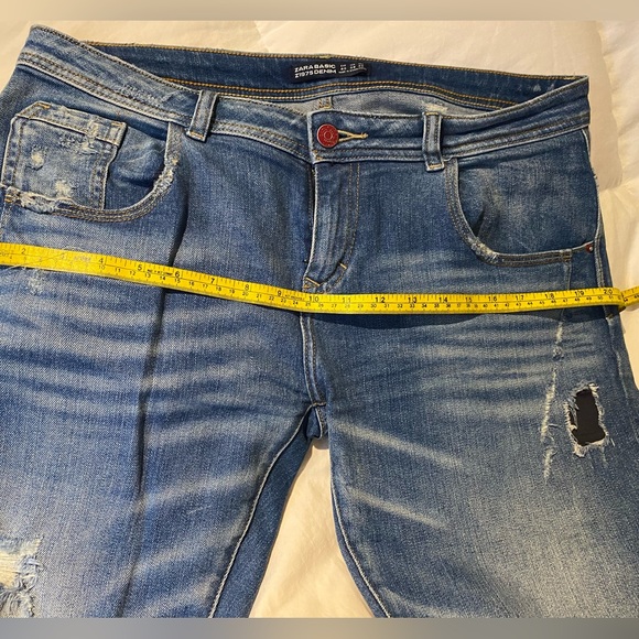 Zara Basics Z1975 Distressed Jeans- size 8 - Picture 9 of 10